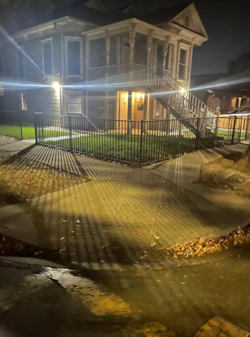 A+ 2 Bedroom Victorian Home Away From Home Σακραμέντο Εξωτερικό φωτογραφία